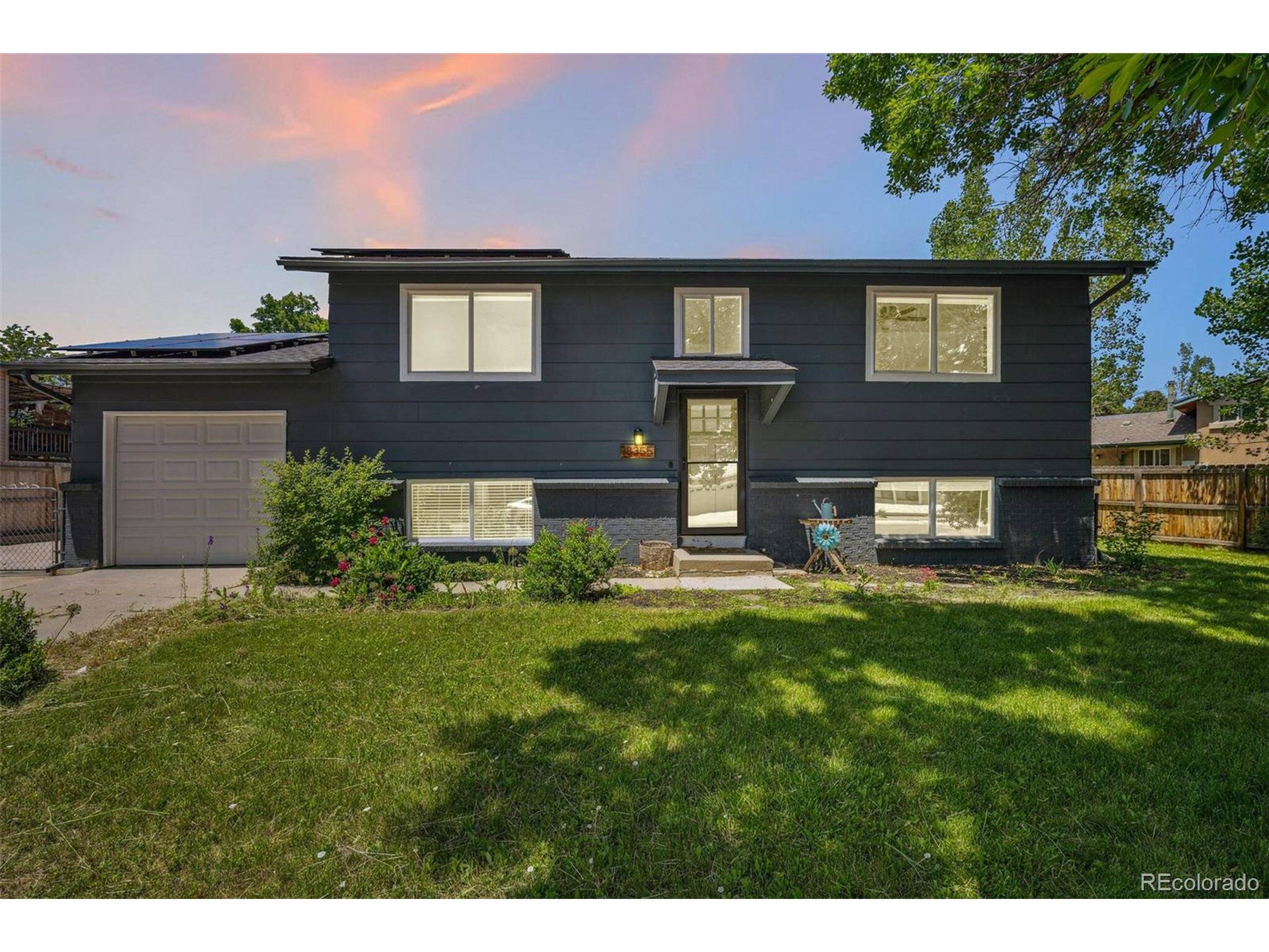 Golden, CO 80403,18355 W 59th Dr