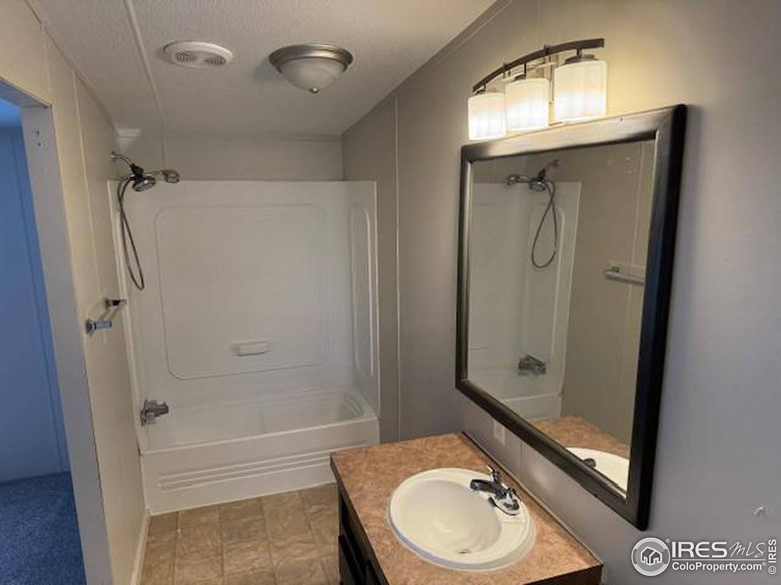 Fort Collins, CO 80525,517 E Trilby Rd #61