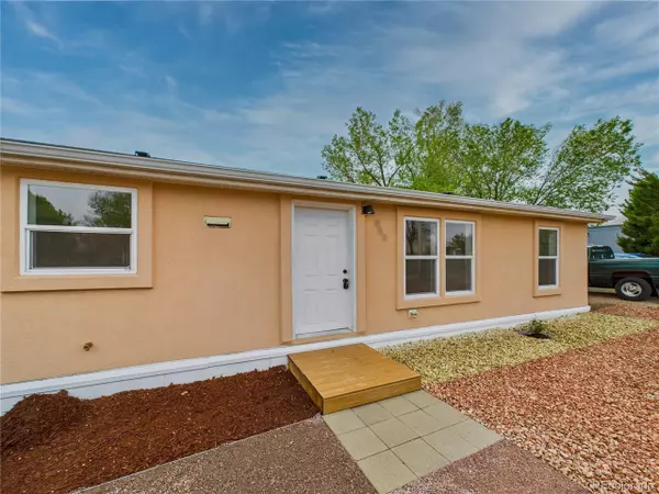 Pueblo, CO 81007,952 S Tolstoi Dr