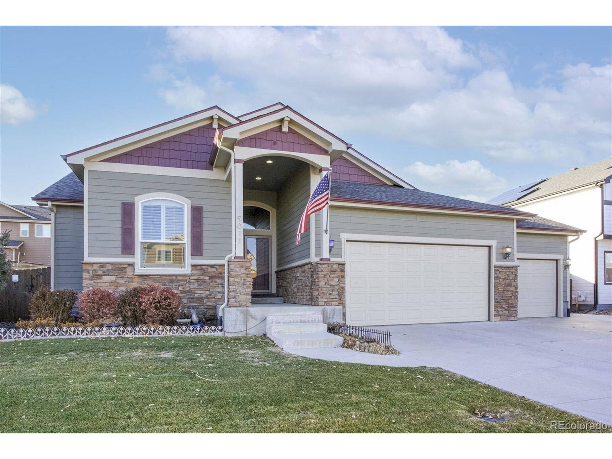9011 Harlequin Cir, Longmont, CO 80504