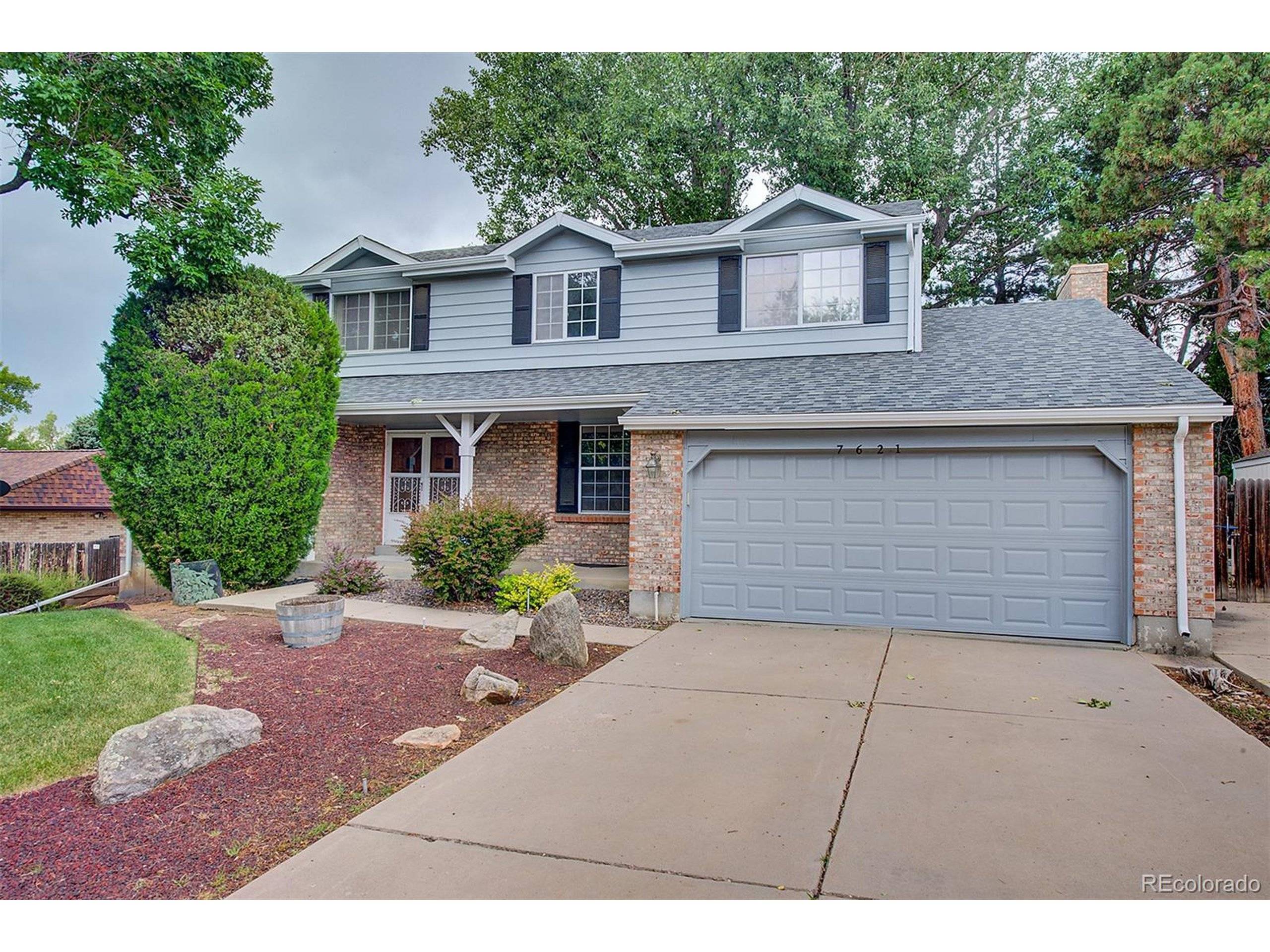 7621 Oak St, Arvada, CO 80005
