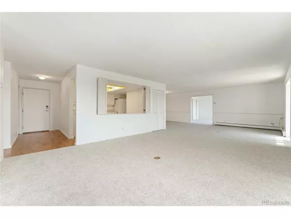 Aurora, CO 80014,13890 E Marina Dr #606