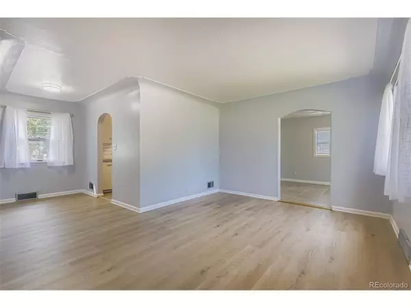 Littleton, CO 80120,1834 W Crestline Ave