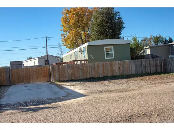 Byers, CO 80103,35 Royal M H Park #35