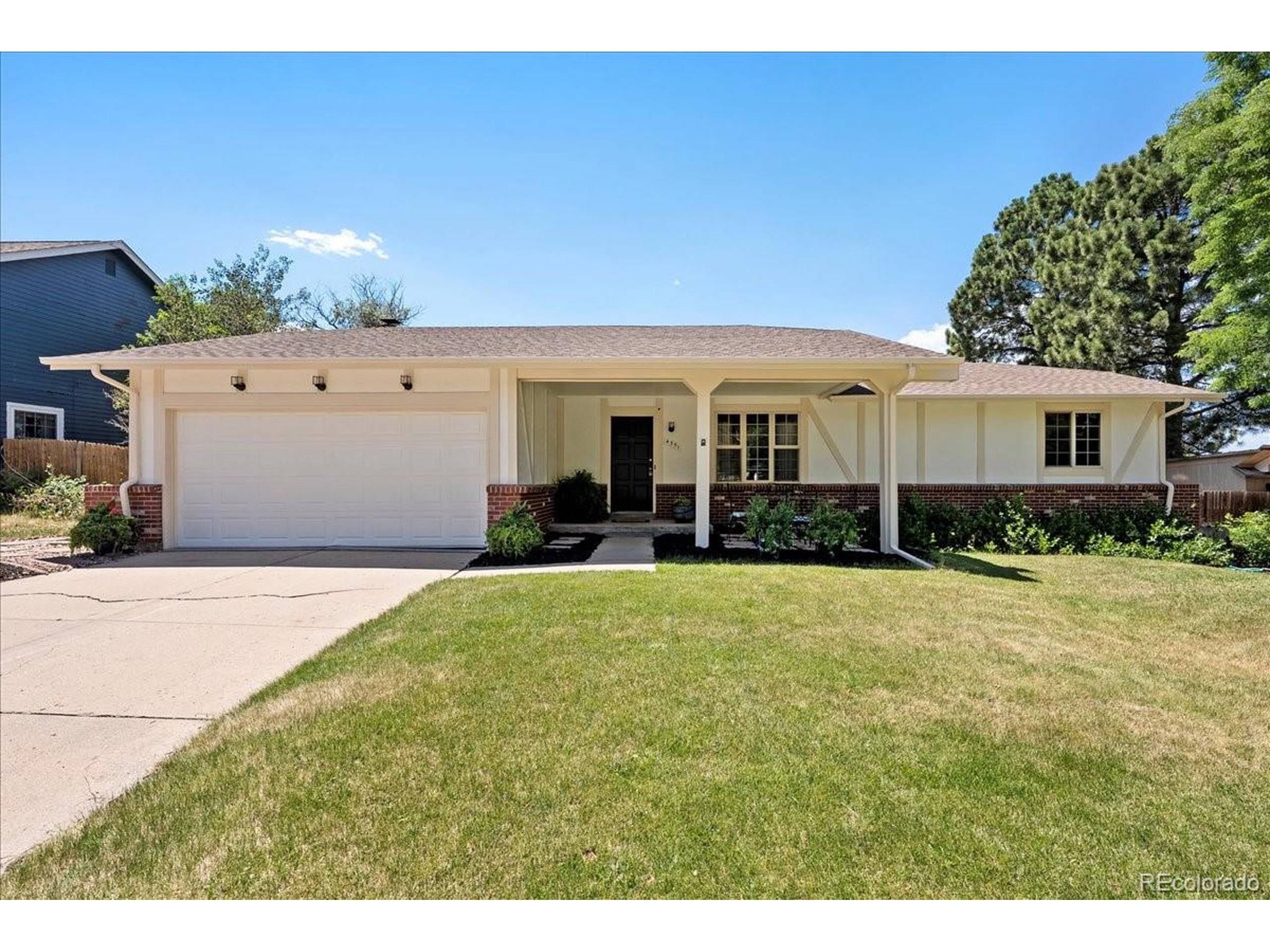 4351 S Evanston Ct, Aurora, CO 80015