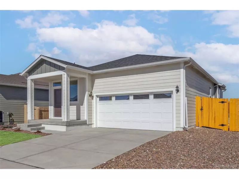 9476 Yampa Ct, Commerce City, CO 80022