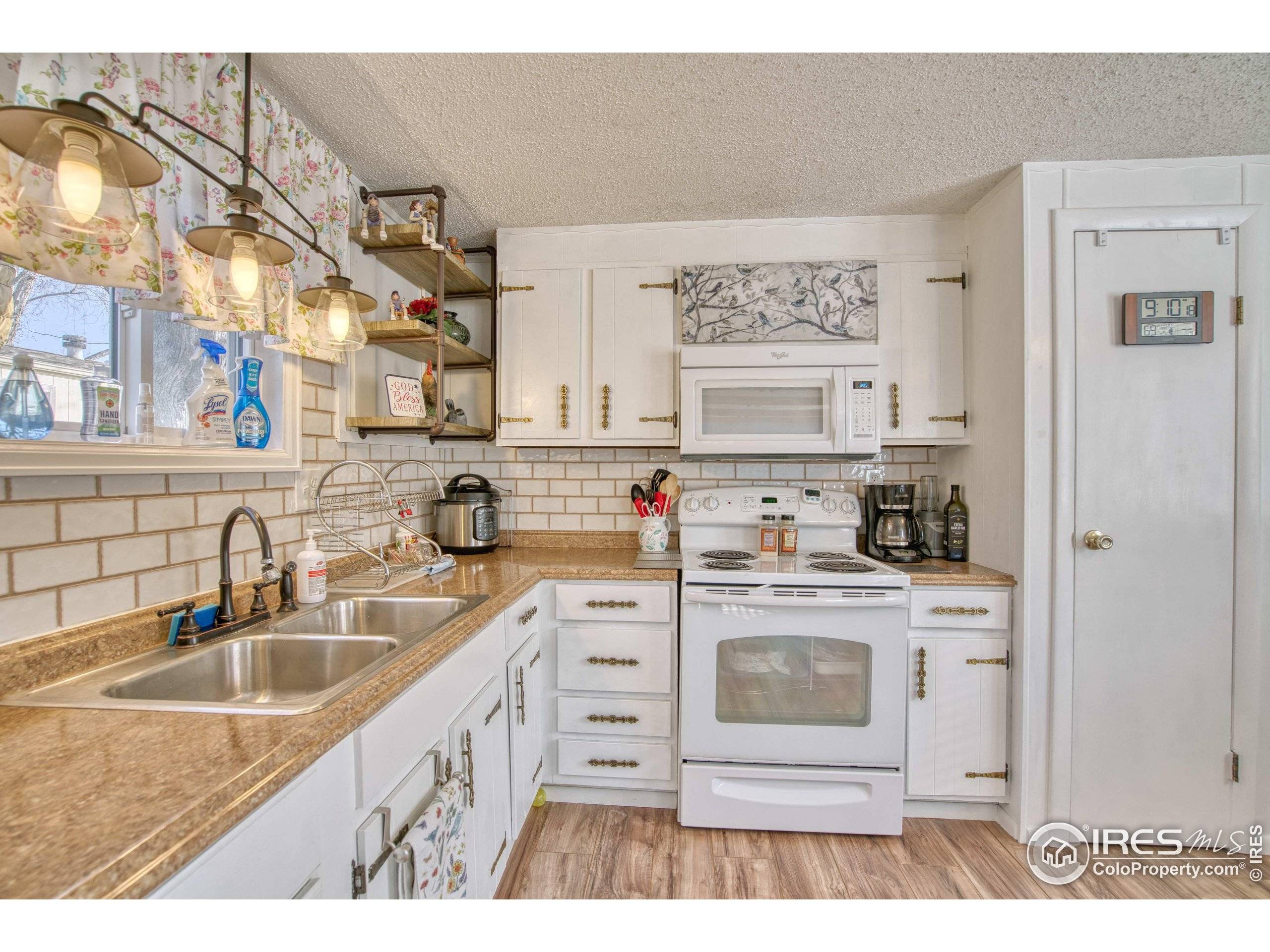 Loveland, CO 80538,605 W 57th St #9