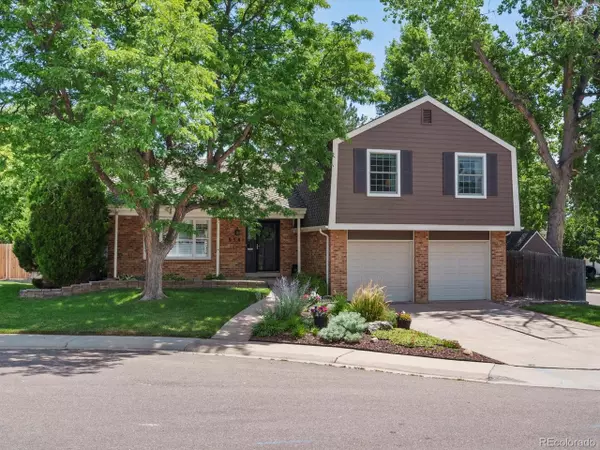 9301 W Hialeah Pl, Littleton, CO 80123