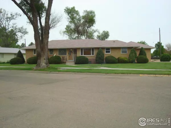 302 Cleveland St, Sterling, CO 80751