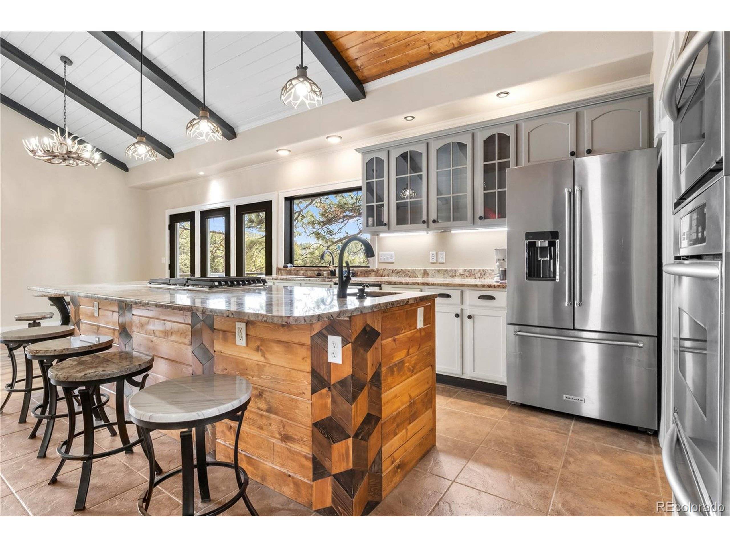 Florissant, CO 80816,Address not disclosed