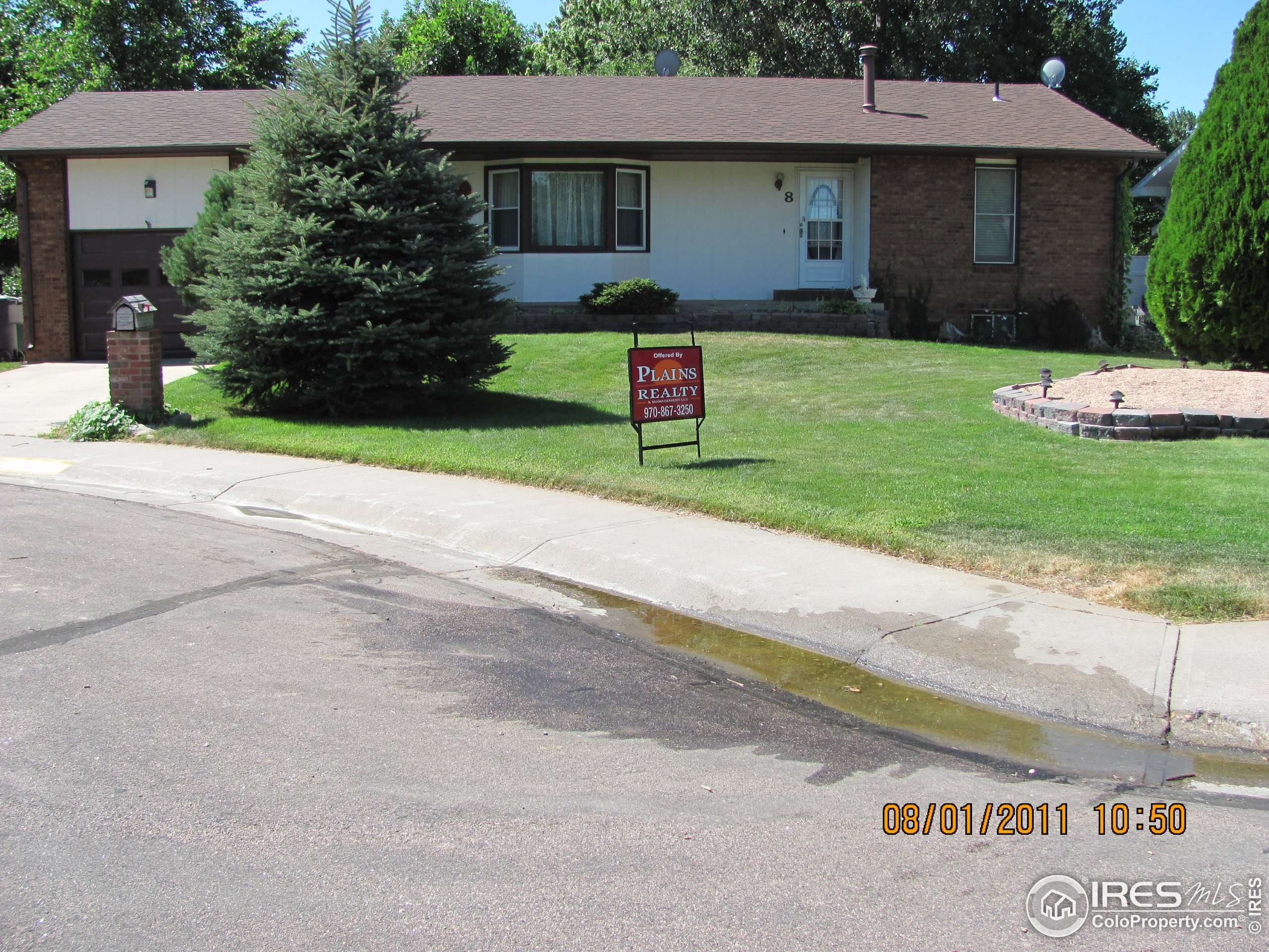 8 Cambridge Ct, Brush, CO 80723