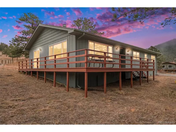 427 Saint Vrain Rd, Lyons, CO 80540