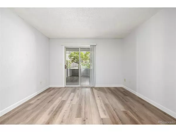 Lakewood, CO 80227,5725 W Atlantic Pl #103