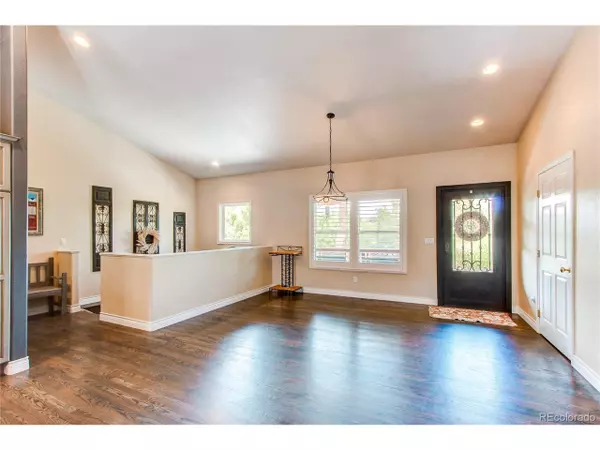 Larkspur, CO 80118,7450 Shrine Rd