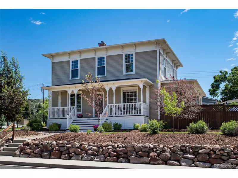 220 Lewis St, Castle Rock, CO 80104