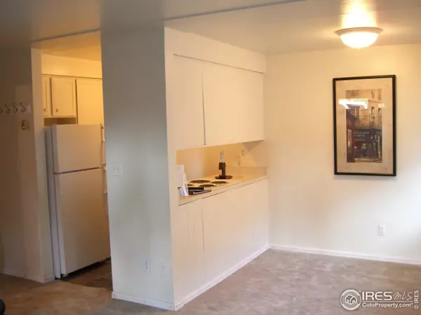 Boulder, CO 80305,4955 Moorhead Ave #B