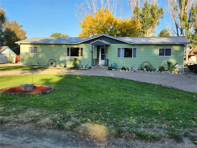 307 Rose St, Hillrose, CO 80723