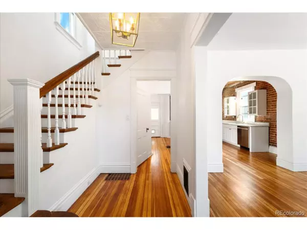 Denver, CO 80209,354 S Lincoln St