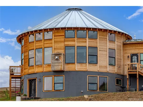 Lyons, CO 80540,2118 Dry Creek Dr