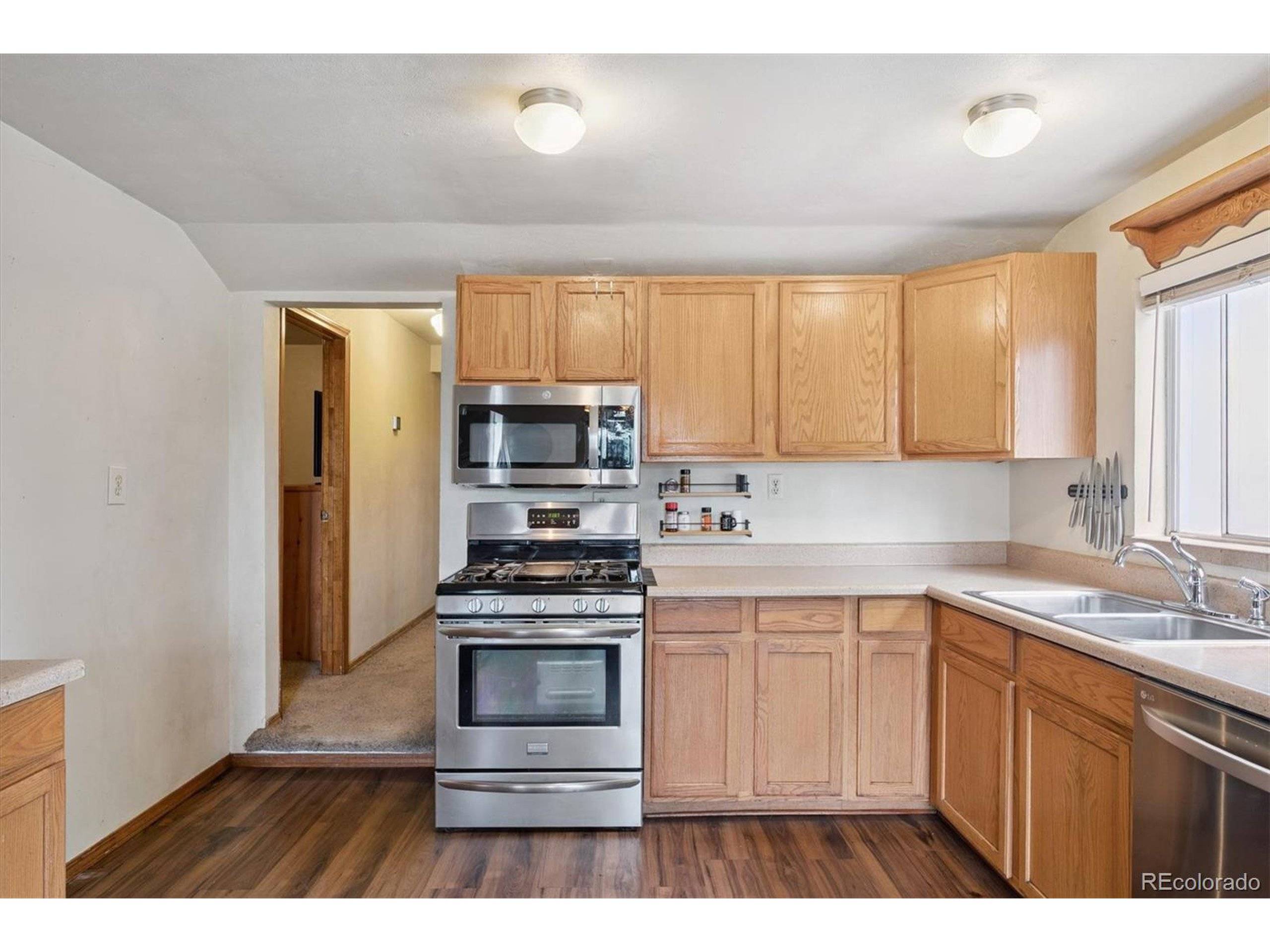 Englewood, CO 80110,1220 W Oxford Ave