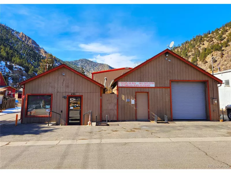 233 3rd Ave, Idaho Springs, CO 80452