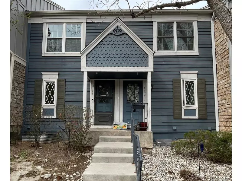 8181 S Fillmore Cir, Centennial, CO 80122