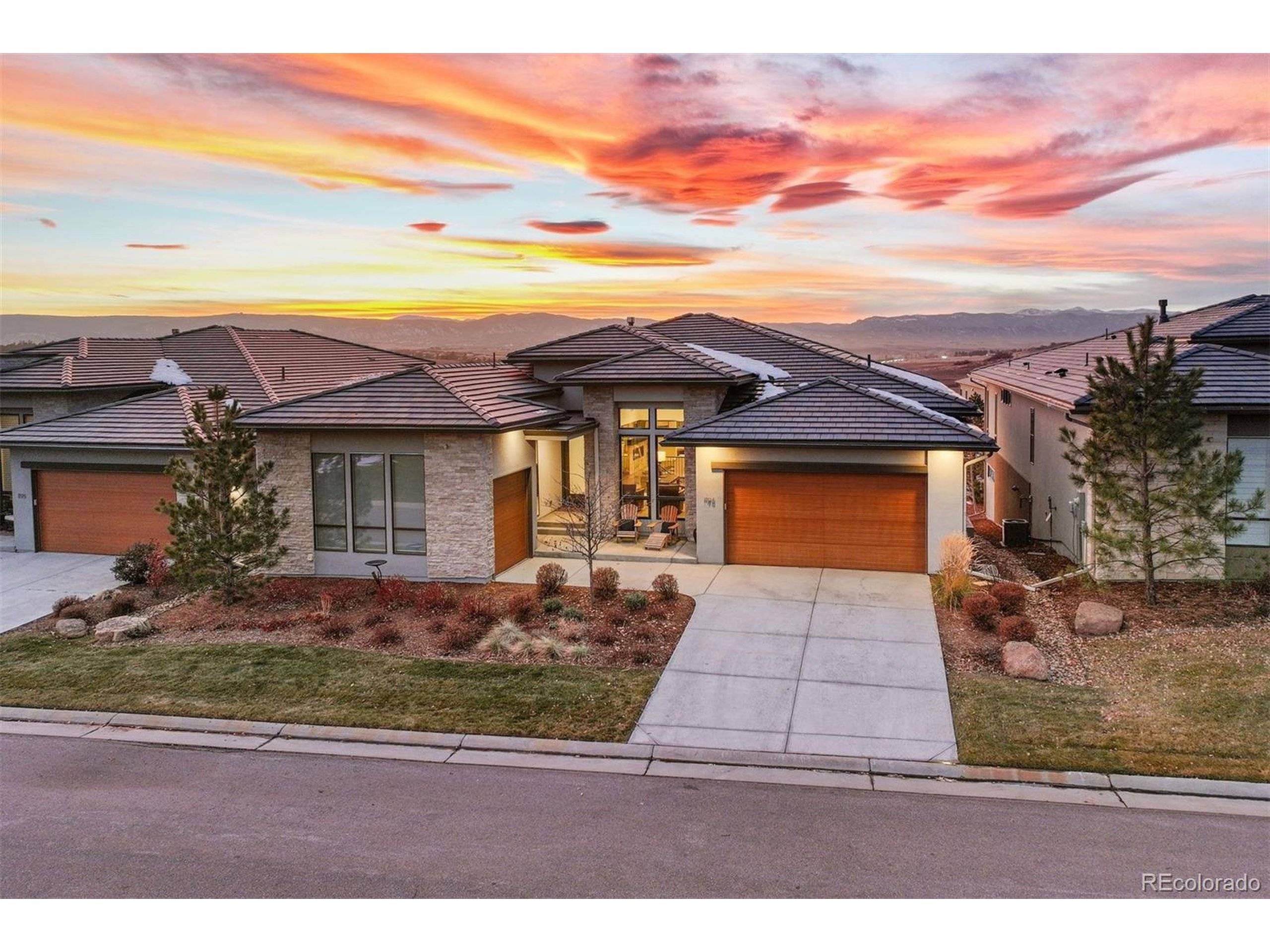 1196 Lost Elk Loop, Castle Rock, CO 80108