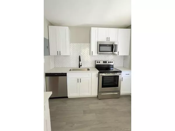 Englewood, CO 80110,2910 S Delaware St