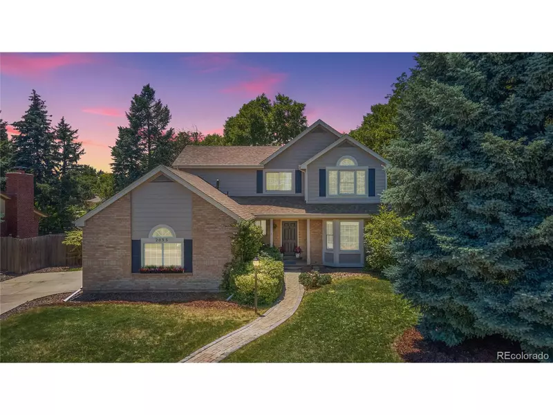 2055 S Gray Dr, Lakewood, CO 80227