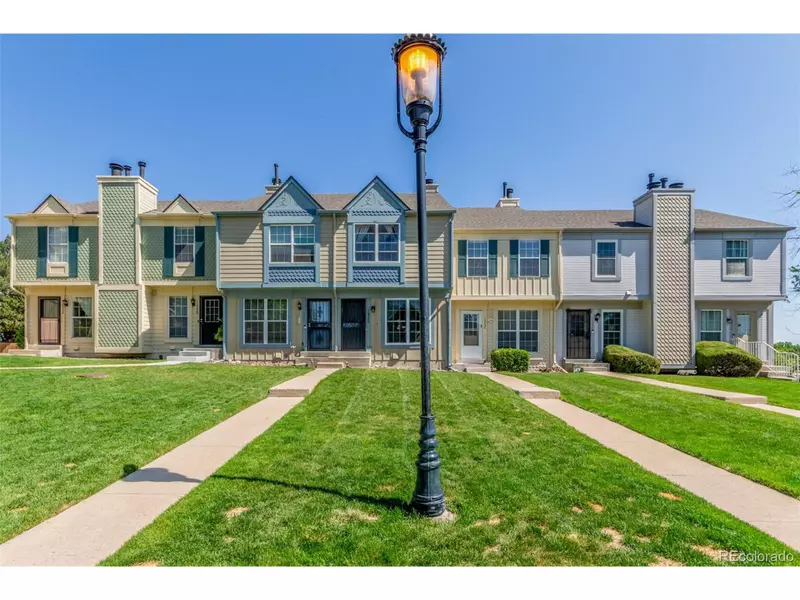 1622 S Idalia Cir #E, Aurora, CO 80017