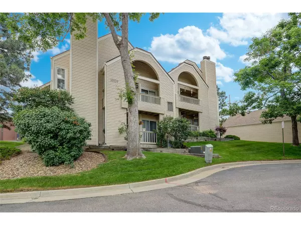 1009 S Miller St #202, Lakewood, CO 80226