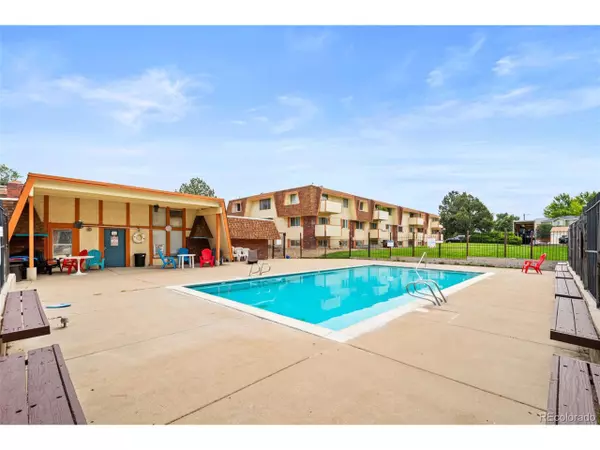 Thornton, CO 80260,10211 Ura Ln #204