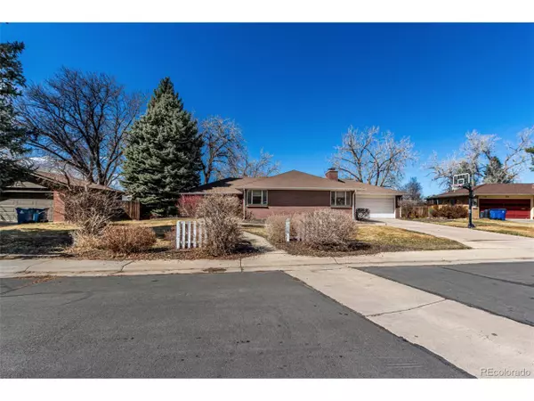 Denver, CO 80222,2365 S Holly Pl