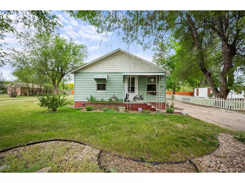 1306 N Arthur Ave, Loveland, CO 80537