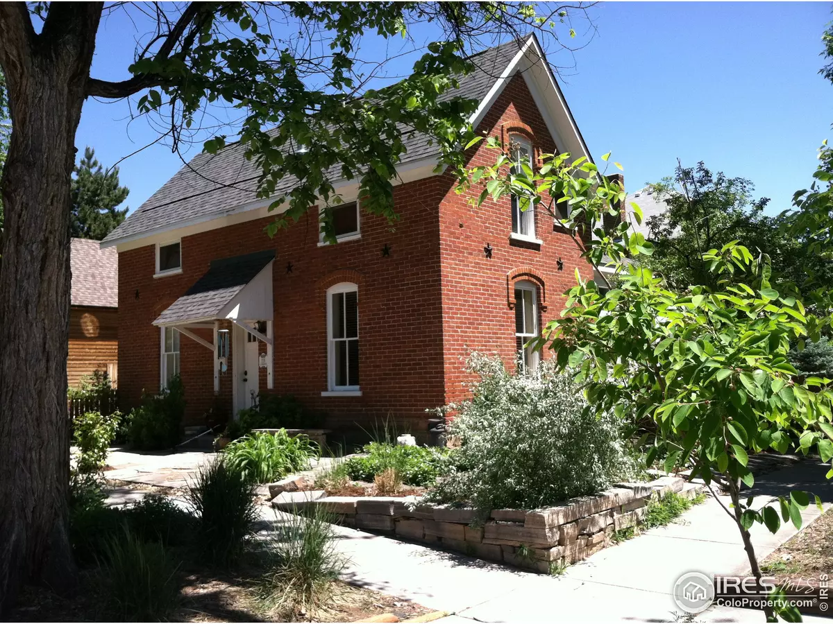 Fort Collins, CO 80521,228 S Sherwood St