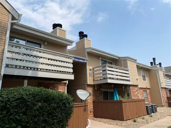 3330 S Ammons St #10-206, Lakewood, CO 80227