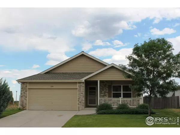 822 Carriage Dr, Milliken, CO 80543