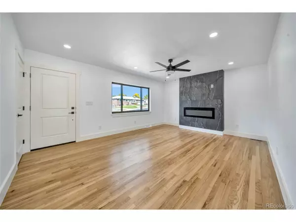 Lakewood, CO 80228,928 S Swadley St