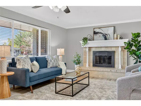 Centennial, CO 80112,7370 S Tamarac Ct