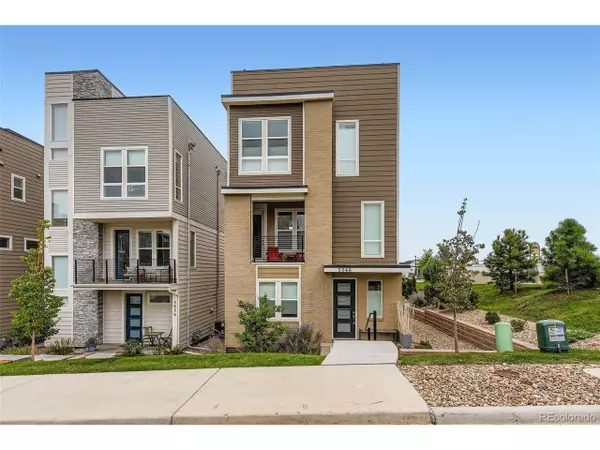 5046 S Robb St, Littleton, CO 80127