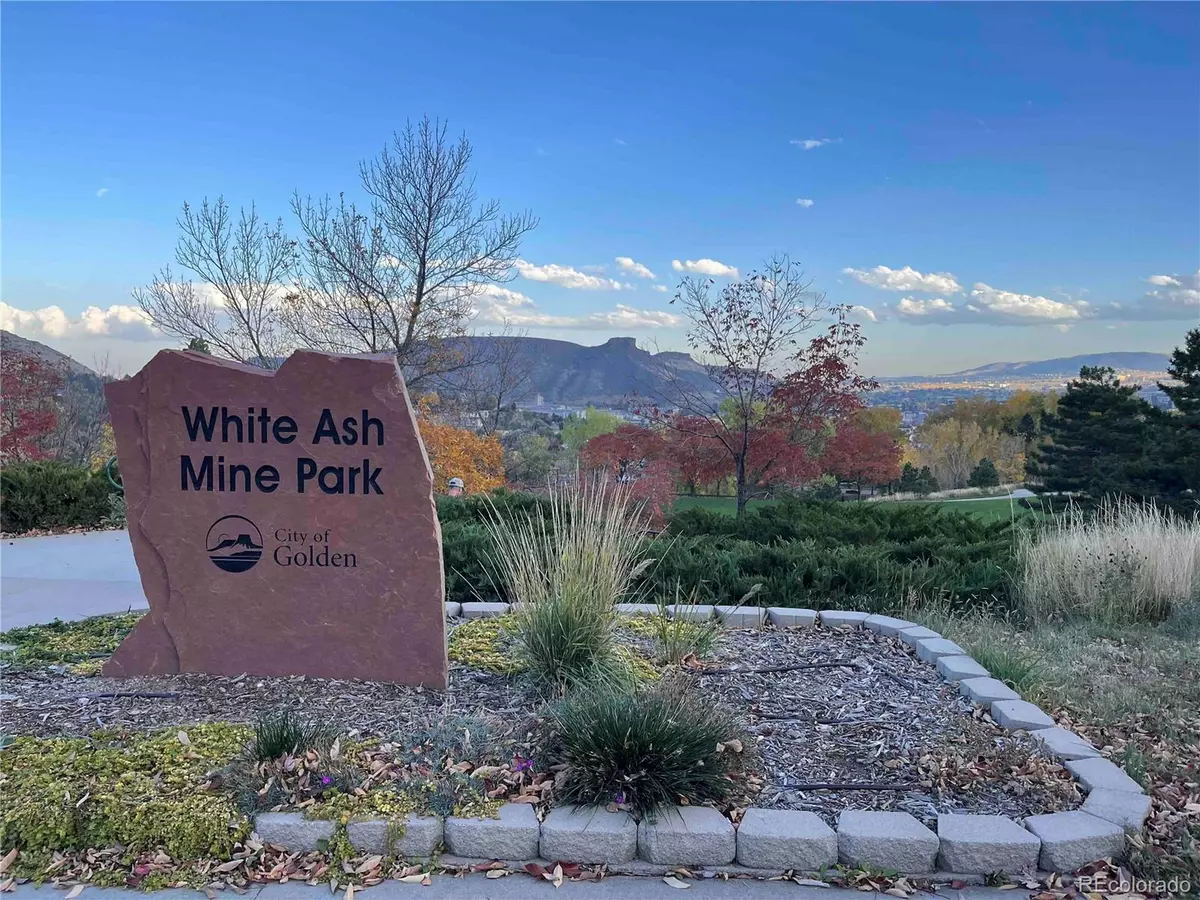 Golden, CO 80403,474 Snowberry Ct