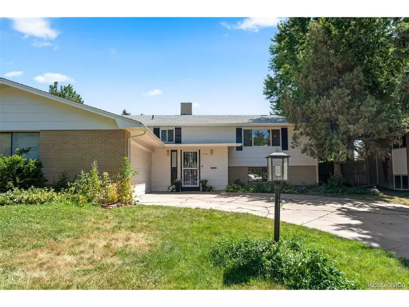 6796 E Exposition Ave, Denver, CO 80224
