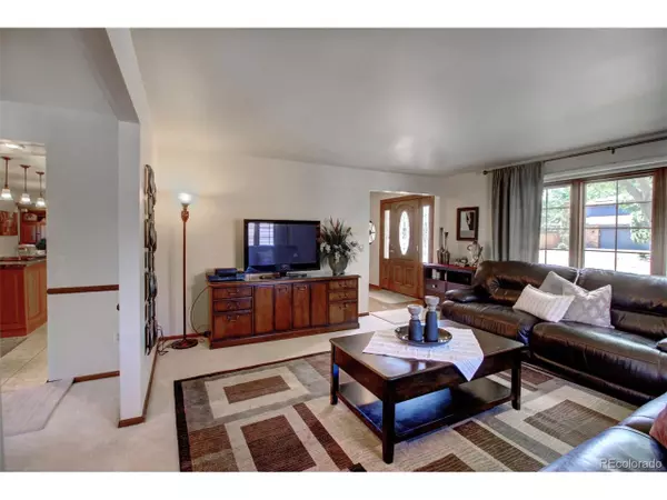 Golden, CO 80401,332 Deframe Ct