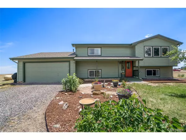 8285 Sunrise Dr, Elizabeth, CO 80107