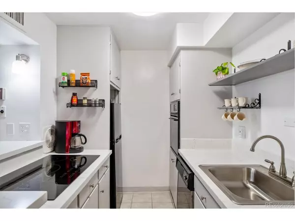 Denver, CO 80203,790 N Washington St #305