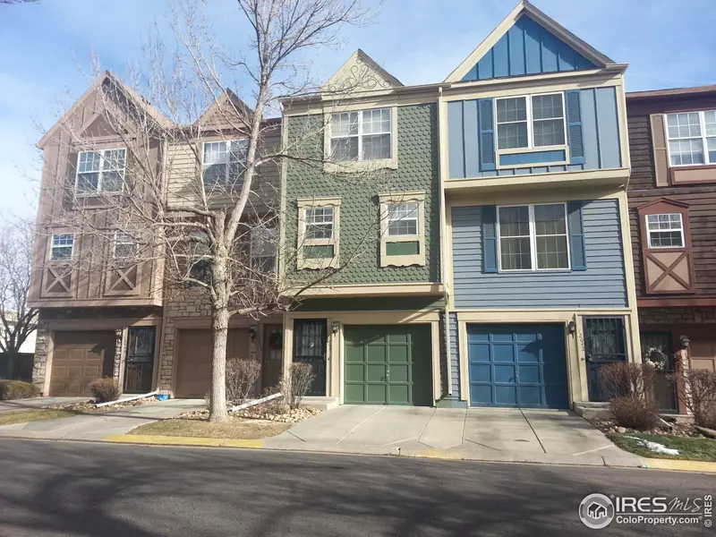 12044 E Ford Cir, Aurora, CO 80012