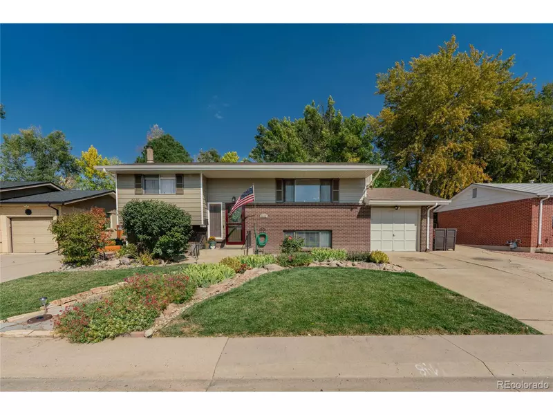 8512 Mason Cir, Westminster, CO 80031