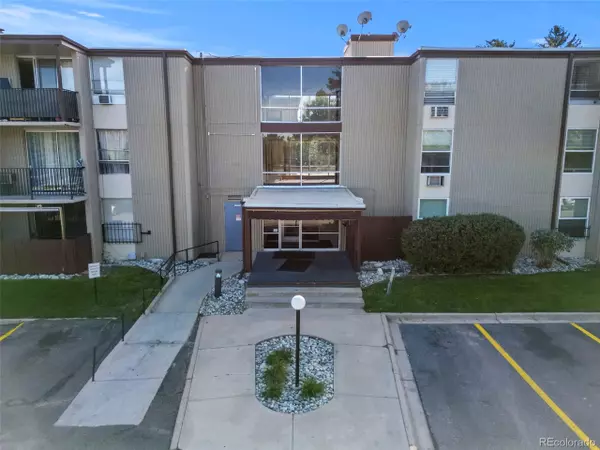 Aurora, CO 80014,2231 S Vaughn Way #301B