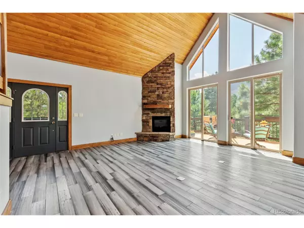 Larkspur, CO 80118,4755 Delaware Dr