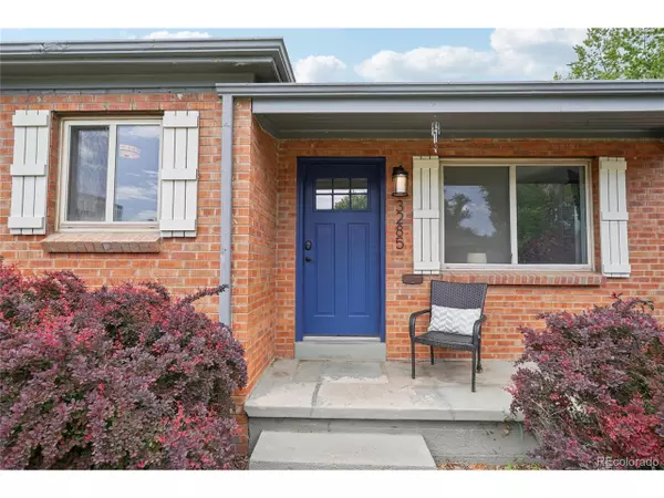 3285 S Delaware St, Englewood, CO 80110